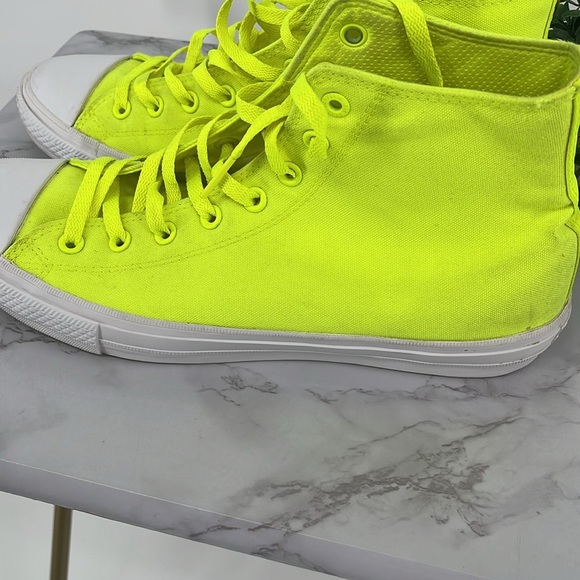 Converse Chuck Taylor 2 All Star High Top Sneakers Neon Green Retro Streetwear - Picture 8 of 12